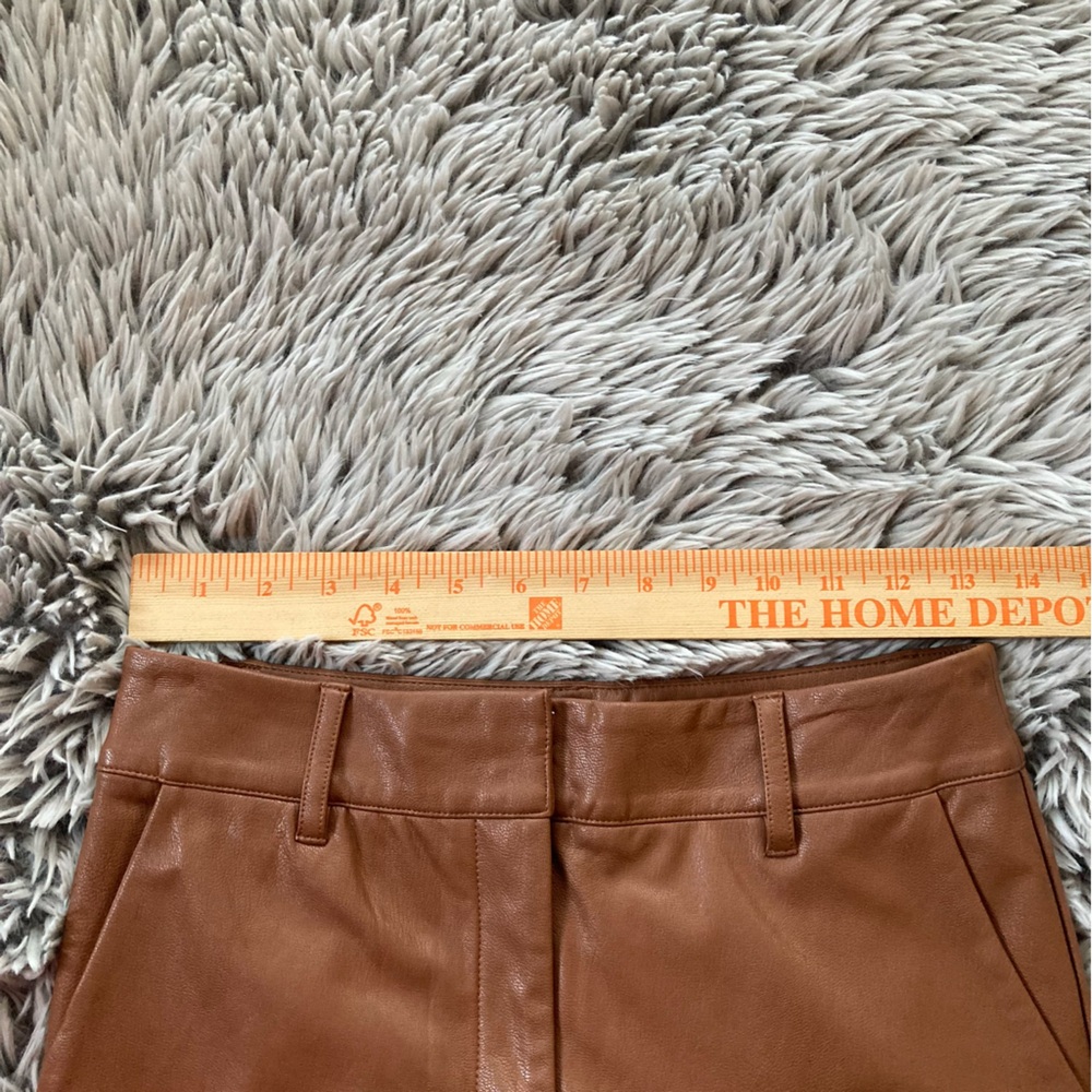 Commando XS Faux Leather Pant - Aritzia - Picture 5 of 11